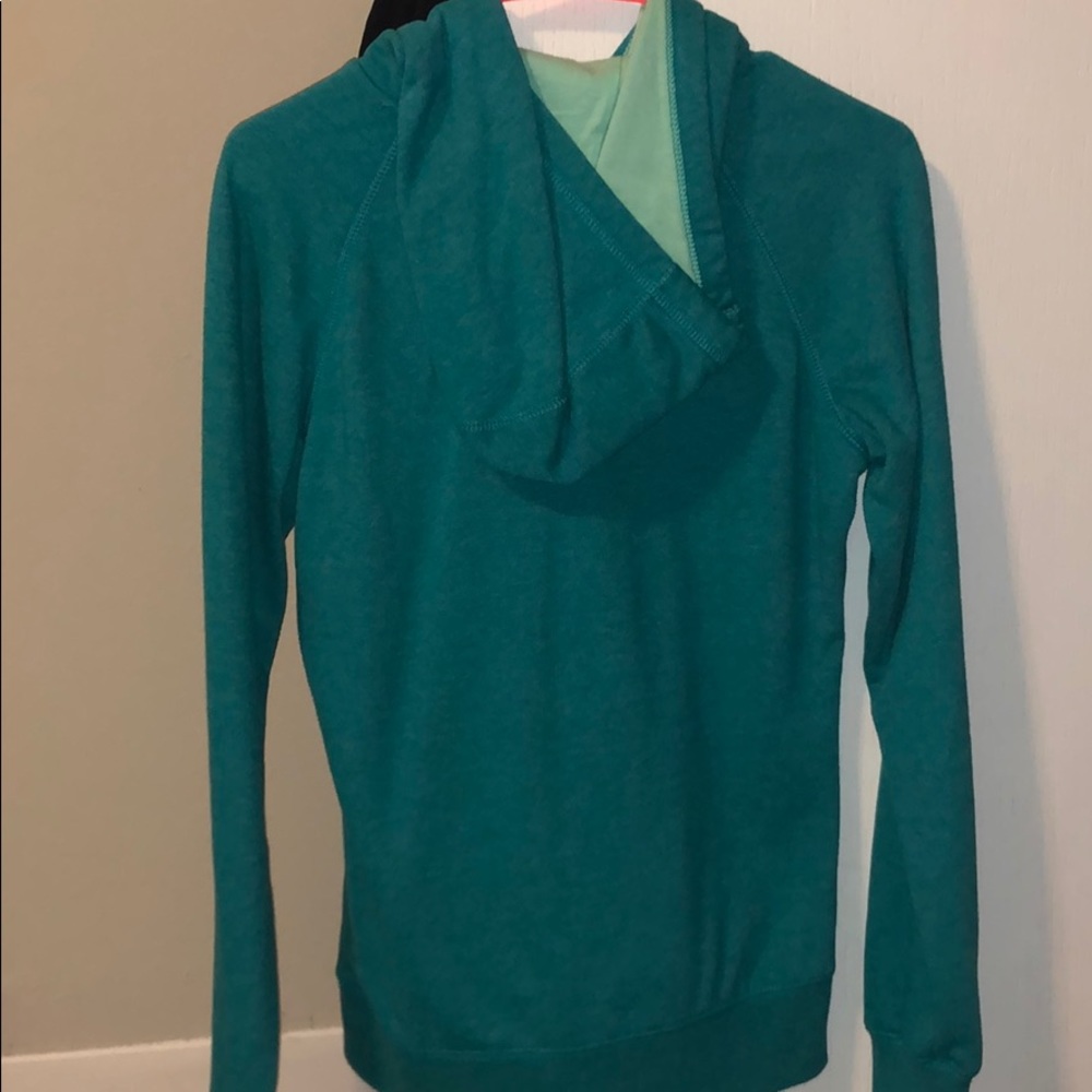 North Face Hoodie - Picture 2 of 2